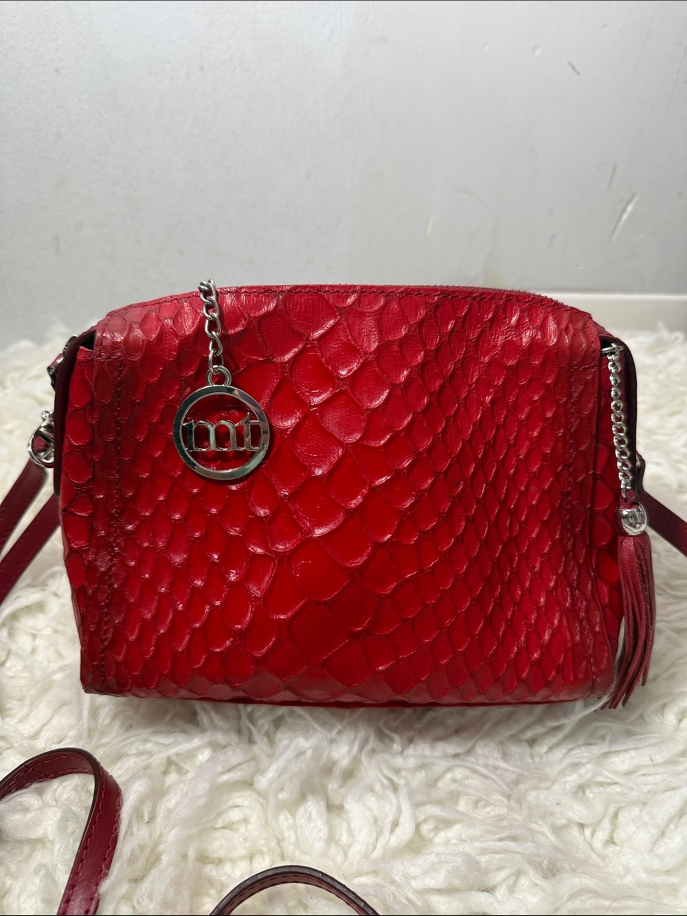 Mia Tomazzi Red Genuine leather Textured Crossbody Bag with Tassel small